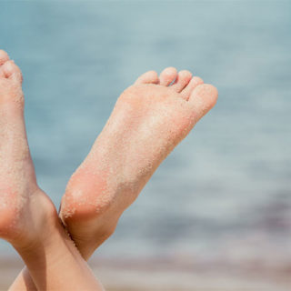 Domáca starostlivosť o nohy (nielen) v letnom období