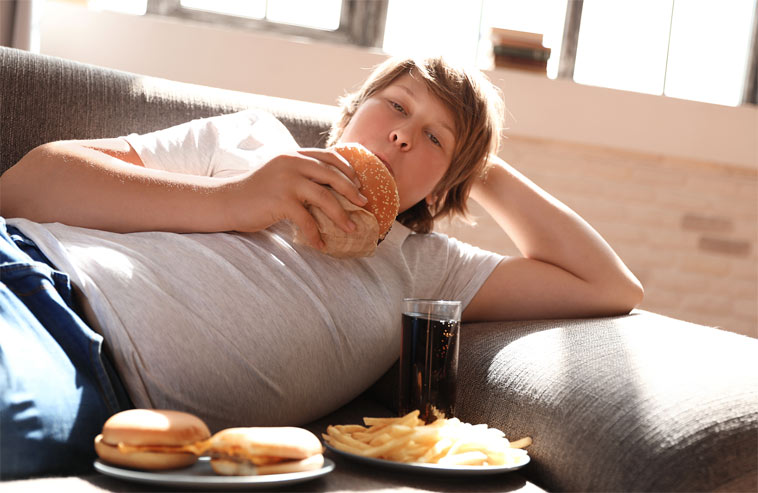 Kvalifikovaný výživový poradce a matka dvou dětí radí, jak správně řešit dětskou obezitu