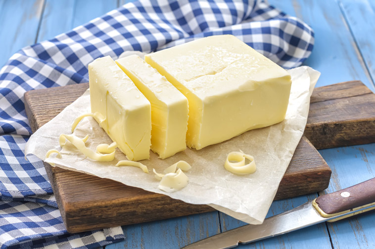 Pro smažení je lepší použít ghí (přepuštěné máslo, čistý mléčný tuk bez vody a bílkovin), který se nepřepaluje a má mnohem vyšší bod zakouření.
